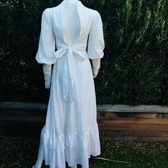Vintage White Eyelet Gunne Sax Dress by Jessica - Picture 6 of 11